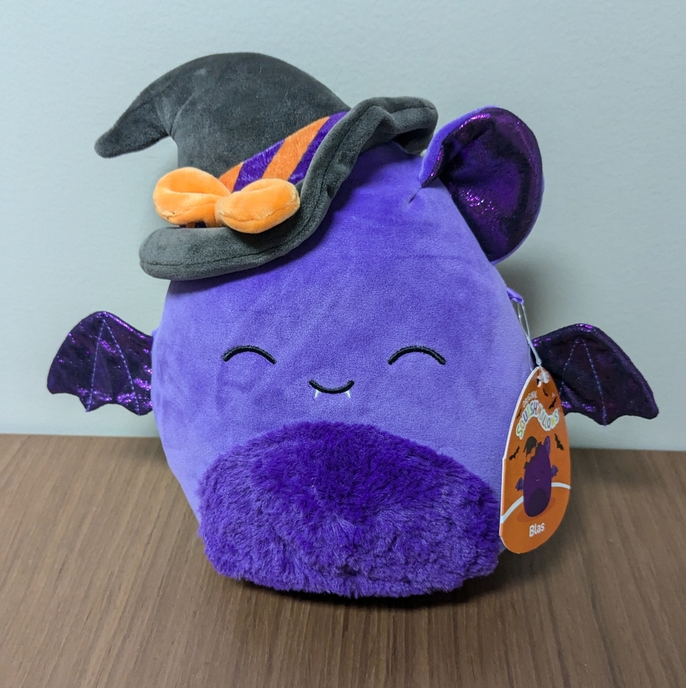 ⭐ 2/$40⭐ BNWT 8" Blas Squishmallows Halloween Bat Plush - Purple